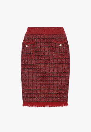 Rode tweed rok met een geweven textuur, voorzien van een geribde tailleband, twee voorzakken met parelaccenten en een franjerand.