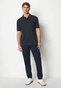 Marc O'Polo SHORT SLEEVE DETAILS AT COLLAR CUFFS AND HEM - Poloshirt - dark navy