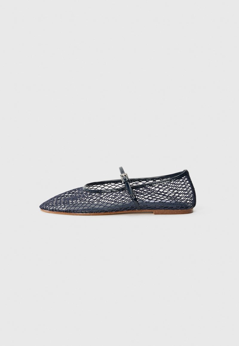 Navy mesh ballerina flats with a pointed toe, featuring a narrow strap and a textured sole. Lightweight design with a flexible upper.