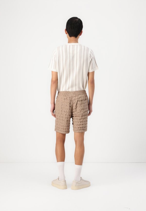 ONSTEL BRADDOCK  - Shorts - chinchilla2