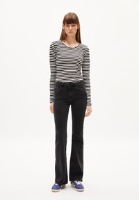 ARMEDANGELS ENRICCAA STRIPES - Langarmshirt - black off white