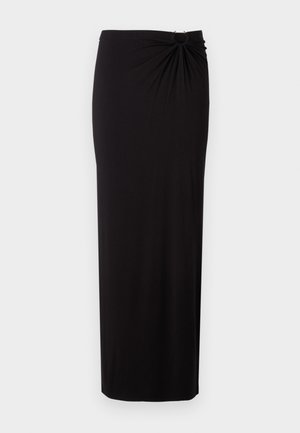Jupe longue noire avec détail froncé et petit anneau à la taille, coupe droite, tissu uni, longueur jusqu'au sol.
