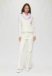 s.Oliver Colsjaal - lavendel