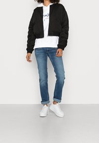 Pepe Jeans Jersey con capucha - white