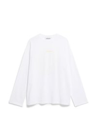 T-shirt bianco a maniche lunghe in cotone con collo a giro e un piccolo logo giallo stampato sul petto. Design semplice e vestibilità comoda.