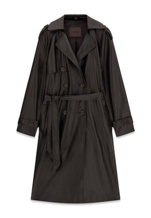 Zwarte trenchcoat van nepleer met een dubbele rij knopen aan de voorkant, brede revers, een ceintuur in de taille en schouderepauletten. Heeft lange mouwen en zijzakken.