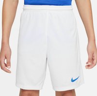 Shorts de sport blancs avec une taille élastique et le logo Nike bleu en bas à gauche. Le tissu semble lisse avec une coupe régulière.