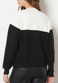 Etam Strickjacke - black
