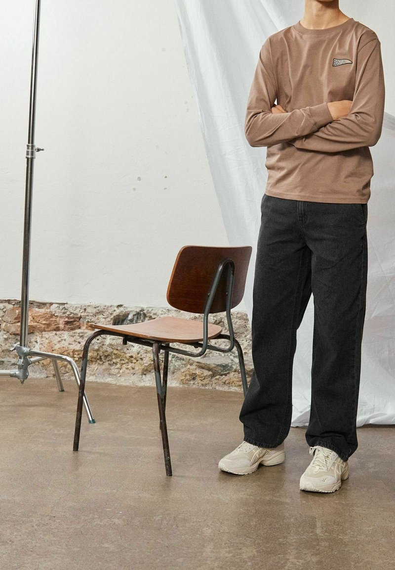 LMTD Džíny Relaxed Fit - grey denim