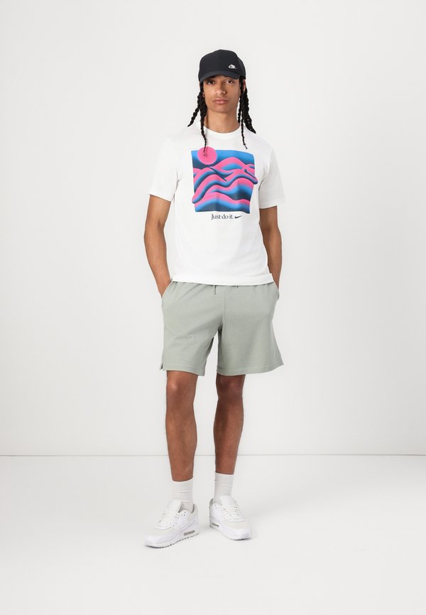 CLUB SHORT - Shorts2