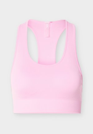 Reggiseno sportivo rosa chiaro con schiena a racerback, design senza cuciture e fascia elastica larga nella parte inferiore su sfondo bianco.