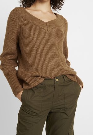 Jumper - brown