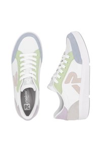 Vita sneakers med gröna, grå och lila accenter, med en strukturerad yta, rund tå och platt gummisula.