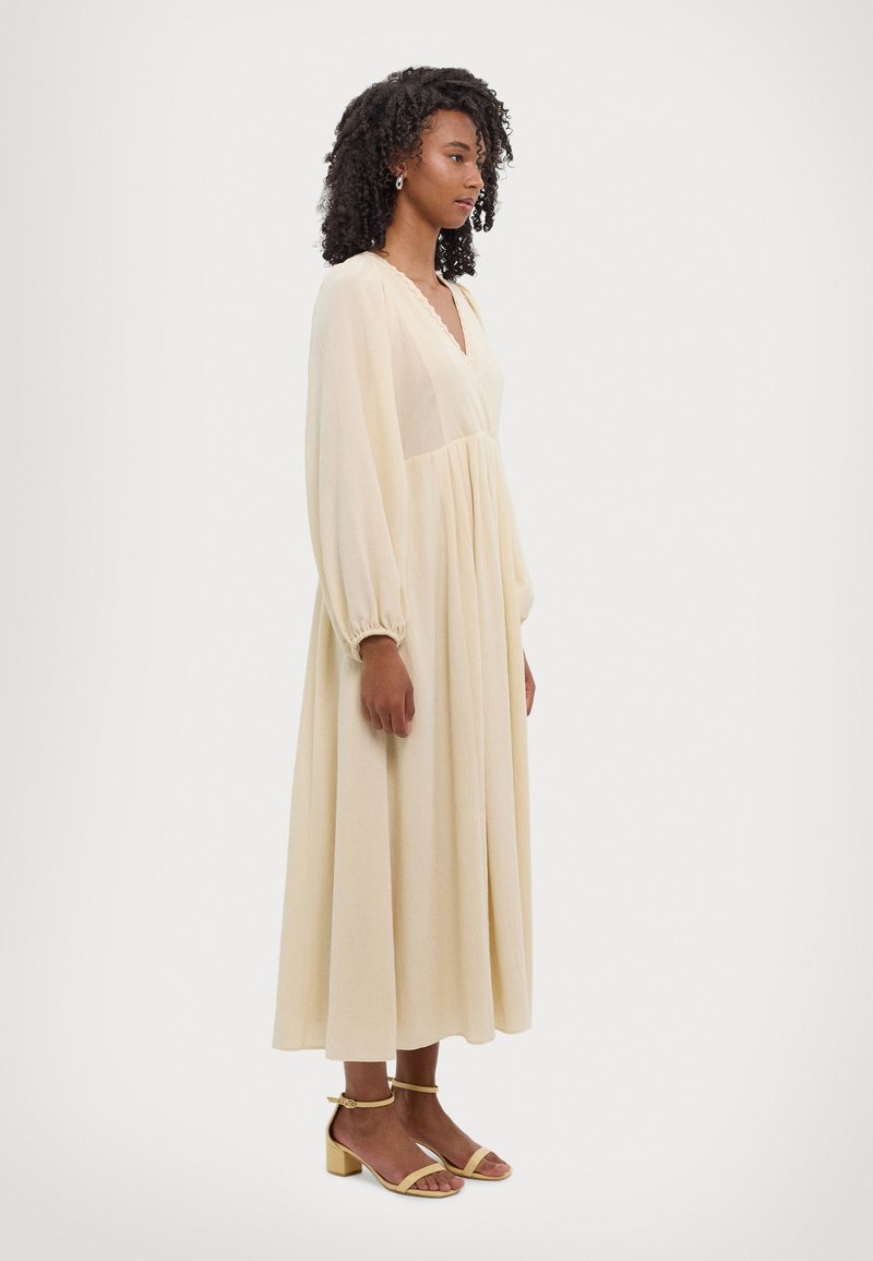 WEEKEND MaxMara FRANCIS - Päevakleit - ecru