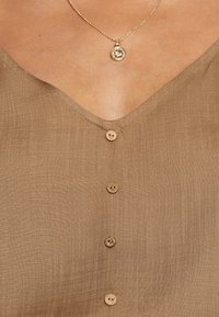 ONLY ONLASTRID SINGLET - Top - beige