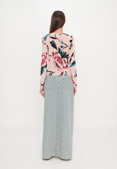 Diane von Furstenberg LONG SLEEVE SHIRT - Tops ar garām piedurknēm - light pink