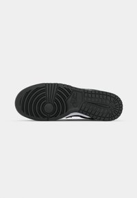 Nike Sportswear DUNK RETRO SE 1 - Sportbačiai - white/black