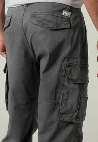 Next STRETCH - Kargopüksid - charcoal grey