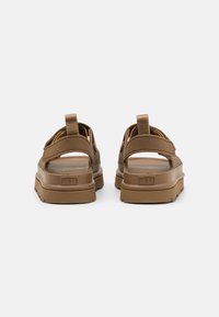 UGG GOLDENGLOW - Sandaler - bison brown