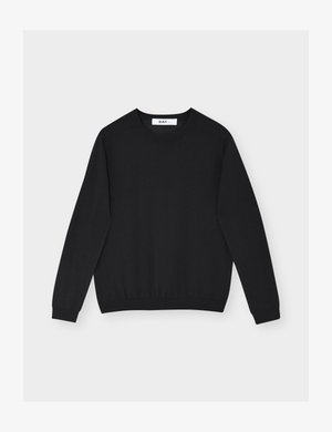 Sort langærmet crewneck-trøje med ribbet manchetter og kant, vist fladt mod en hvid baggrund.