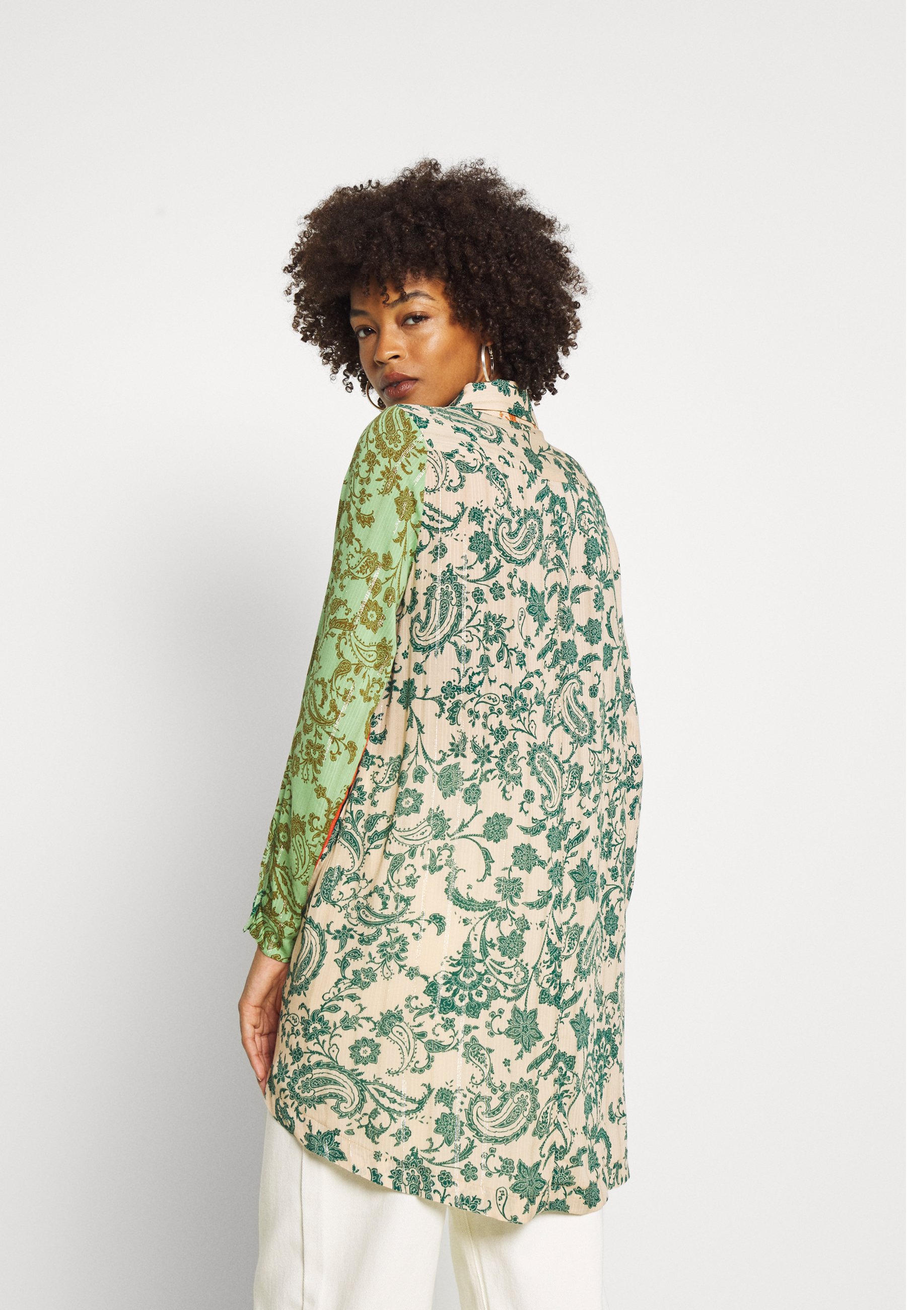 Desigual CAM SENA Skjorte viejo cactus Zalando.no Desigual CAM GLEN Skjorte light pink Zalando.no