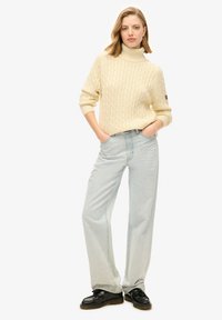 Superdry & Co SLOUCHY jasnożółty