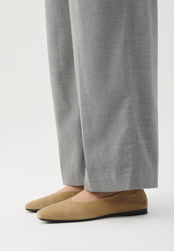 DELIA - Ballet pumps - nougat