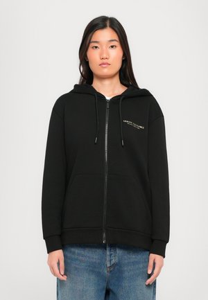 Zwarte zip-up hoodie met een trekkoord capuchon, geribde manchetten en een voorkantzak. Bevat het 'Armani Exchange' logo in goud.