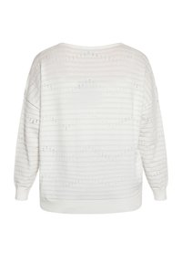 Witte pullover trui met lange, losse mouwen, voorzien van horizontale strepen en subtiele textuurpatronen. Zachte stof met een ontspannen pasvorm.