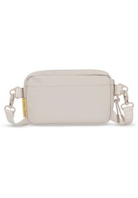 Borsa a tracolla beige realizzata in tessuto liscio, con chiusura a zip, tracolla regolabile e un piccolo etichetta gialla con il marchio.