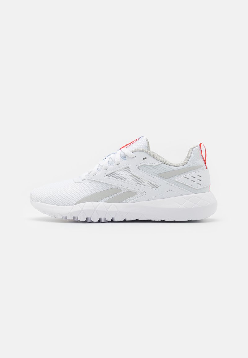 Reebok FLEXAGON ENERGY TR 4 - Sportovní boty - footwear white/pugry ...
