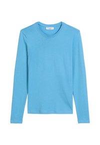 Unselected, azure sky