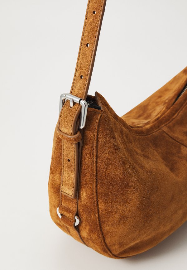ITAMI - Cross body bag - cognac2