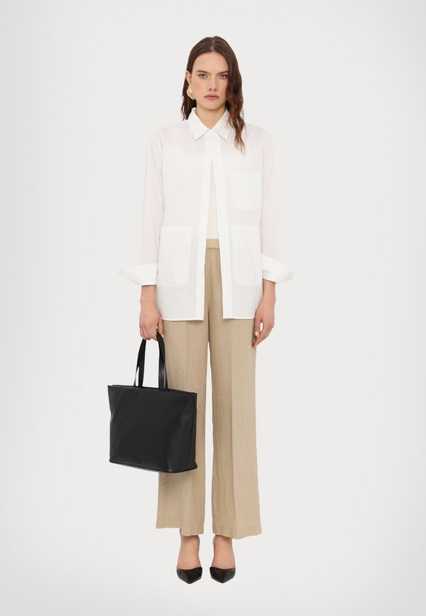 MEDIUM BAG - Handtasche