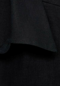 Thumbnail Image 6