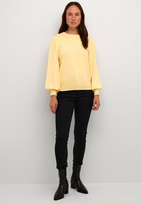 Kaffe KALIZZA - Trui - mellow yellow
