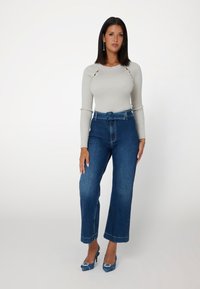 Guess Maglione - creme