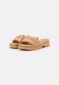 RAID Platt slip-in - nude