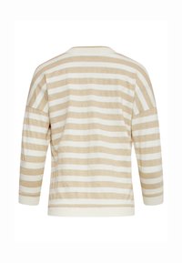 Gestreifter Pullover in Creme und hellbeige, mit Dreiviertelärmeln, lockerer Passform und einem strukturierten, weichen Stoff.