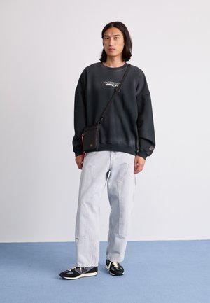 Rangs 10: Vertere Berlin - Ikdienas džemperis