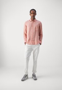BOSS RELEGANT 6 - Camisa - open pink