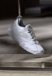 Unausgewählt, white/pure platinum-coloured