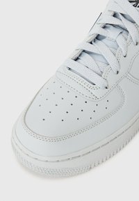 Thumbnail Image 6