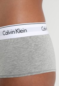 Calvin Klein Underwear MODERN COTTON - Shorty - grey ...