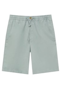Shorts en coton vert clair avec une taille élastique munie d'un cordon de serrage, des poches avant et une fermeture à un seul bouton.