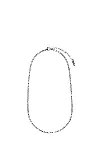 Collier en chaîne en métal noir avec des maillons allongés, doté d'un fermoir à clip en métal et d'une courte section de chaîne réglable.