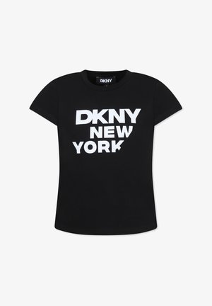 T-shirt en coton noir à manches courtes, avec un texte blanc en gras indiquant "DKNY NEW YORK" centré sur le devant. Encolure ronde standard.