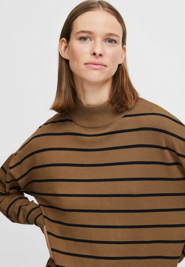 BYMMMORLA LOOSE TURTLENECK - Jumper - military olive mix2