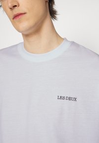 Les Deux DIEGO - T-shirt básica - white/raven