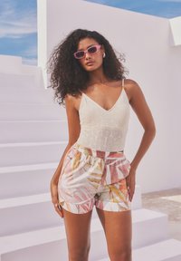 Next REGULAR FIT - Šortky - white pink floral